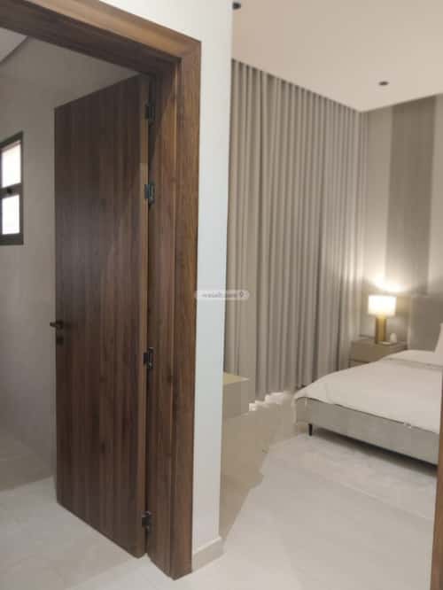 5 bedroom apartment in Al Hazm 4