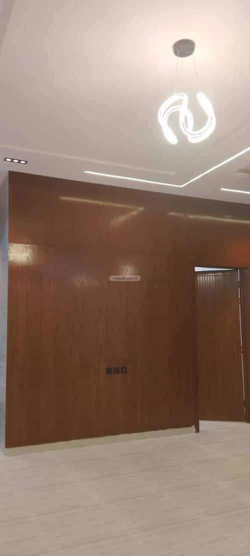 فيلا 5 غرف في طويق 1