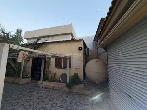 فيلا 7 غرف في جرير 4