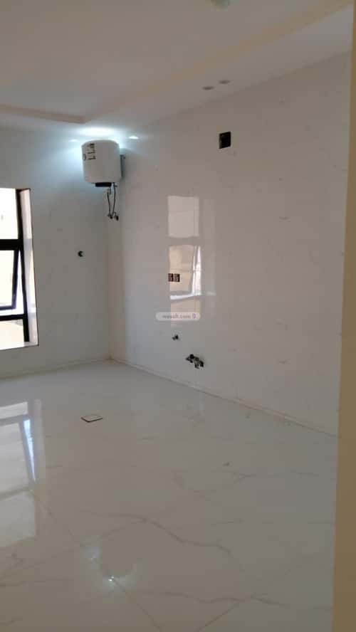 3 bedroom apartment in Al Hazm 9