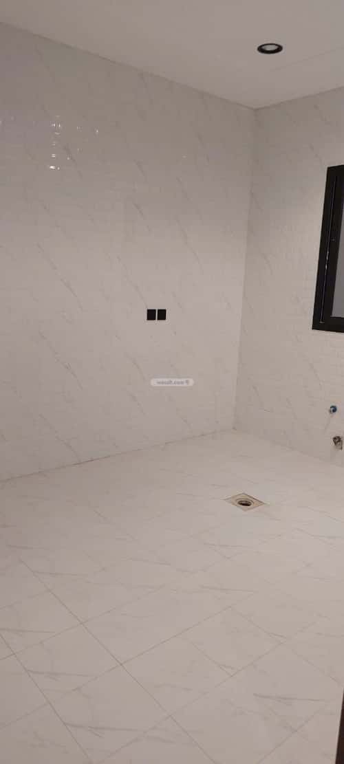 شقة 5 غرف في بدر 4