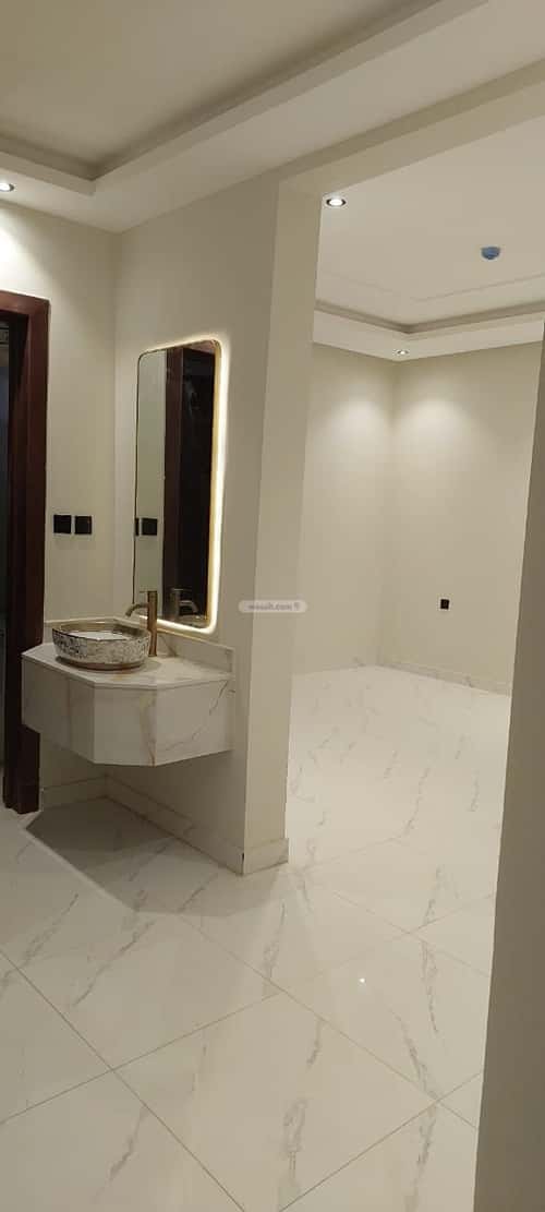 5 bedroom apartment in Badr 7
