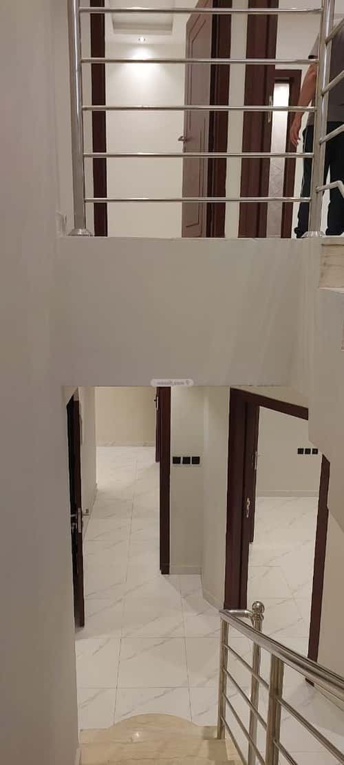 5 bedroom apartment in Badr 6