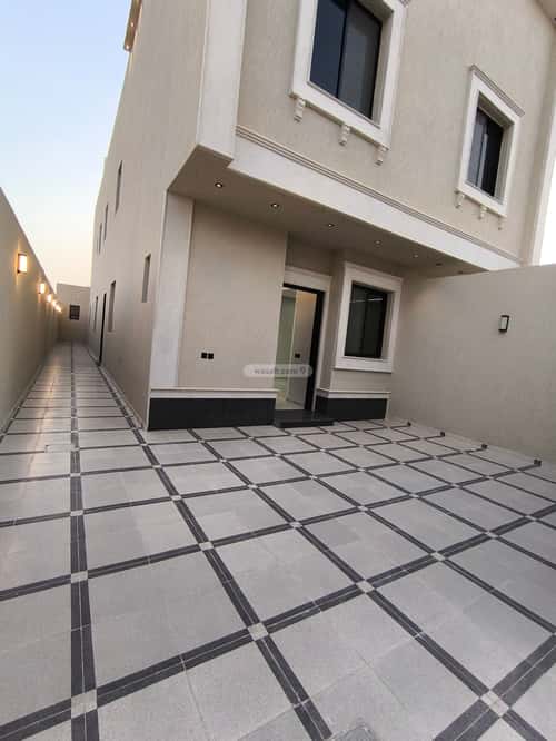 4 bedroom floor in Dahiat Namar 10