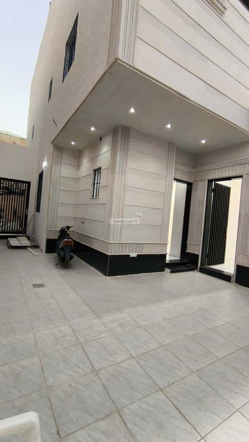 5 bedroom villa in Al Uraija, Riyadh 7