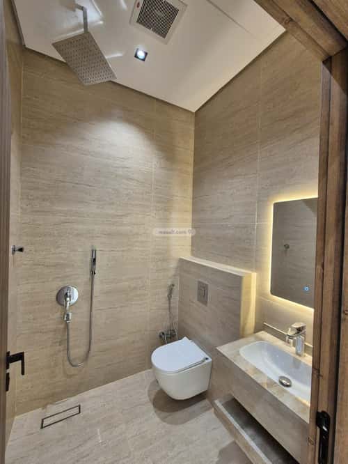 5 bedroom floor in Al Aridh 3
