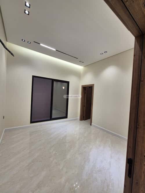 5 bedroom floor in Al Aridh 14