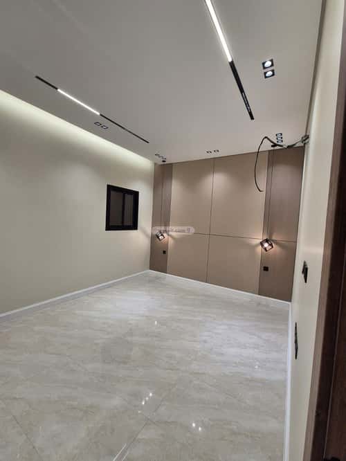 3 bedroom floor in Al Aridh 18