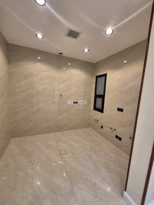 3 bedroom floor in Al Aridh 15