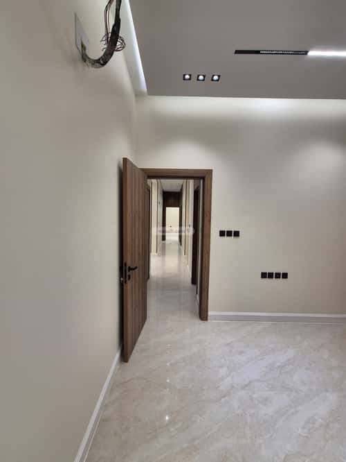 3 bedroom floor in Al Aridh 12