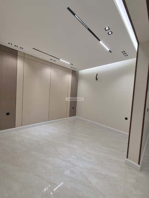 3 bedroom floor in Al Aridh 19