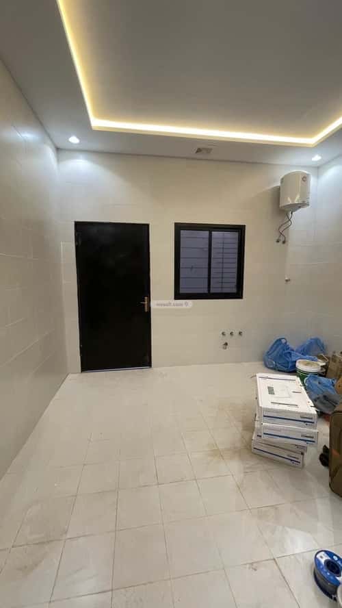 5 bedroom floor in Al Janadriyah 6