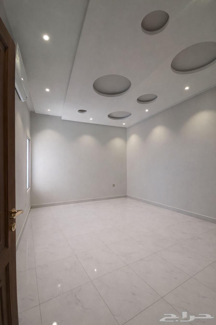 5 bedroom apartment in King Fahd 4