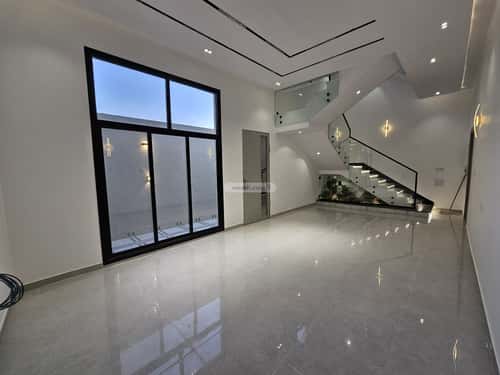 4 bedroom villa in Al Maizilah 11