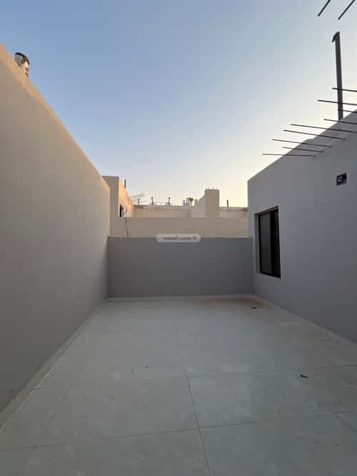 دور 5 غرف في بدر 6