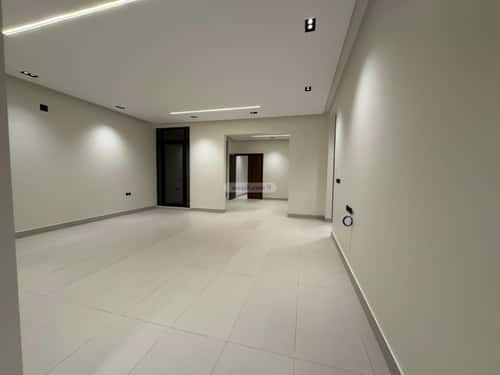 4 bedroom floor in Al Khaleej 2