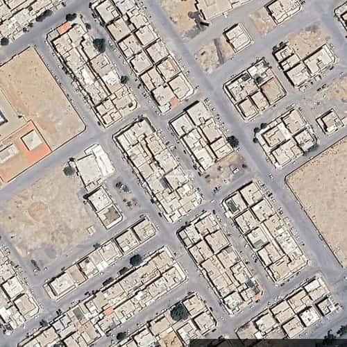 6 bedroom villa in Al Uraija Al Gharbi 2