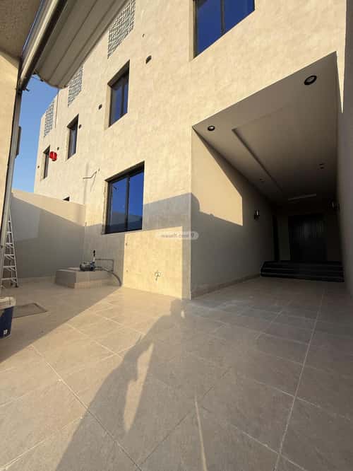 7 bedroom villa in Al Shamiyah Al Jadid 6
