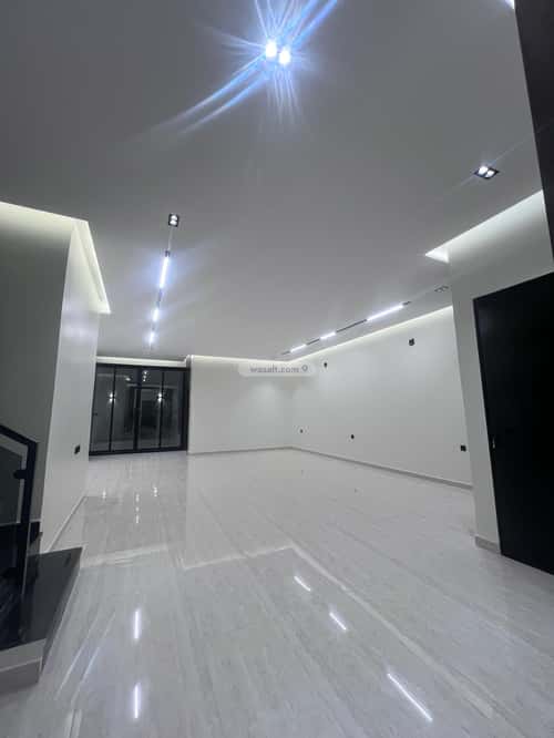 5 bedroom villa in Al Rimal 4
