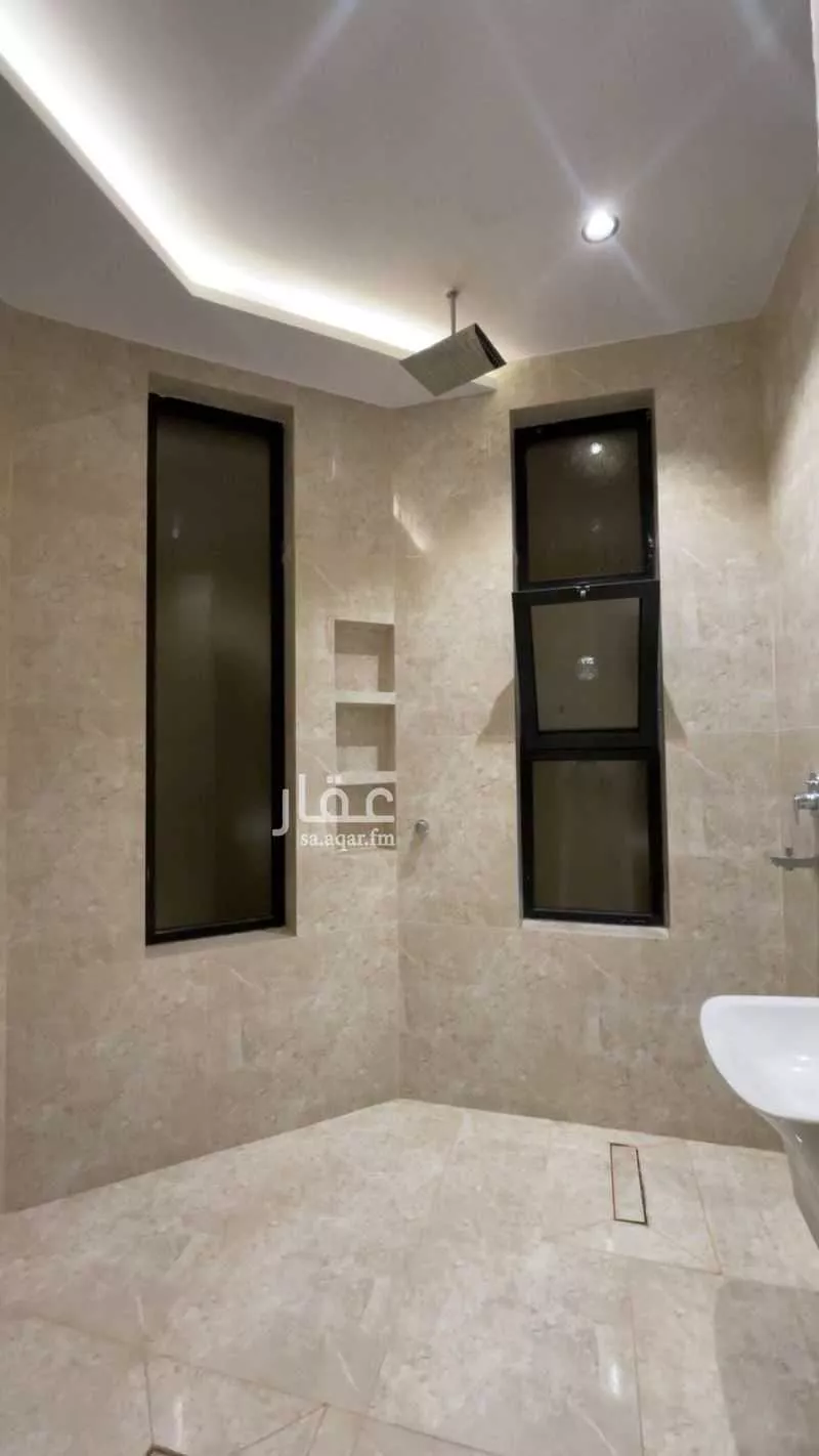 5 bedroom apartment in Al Rashidiyyah 5