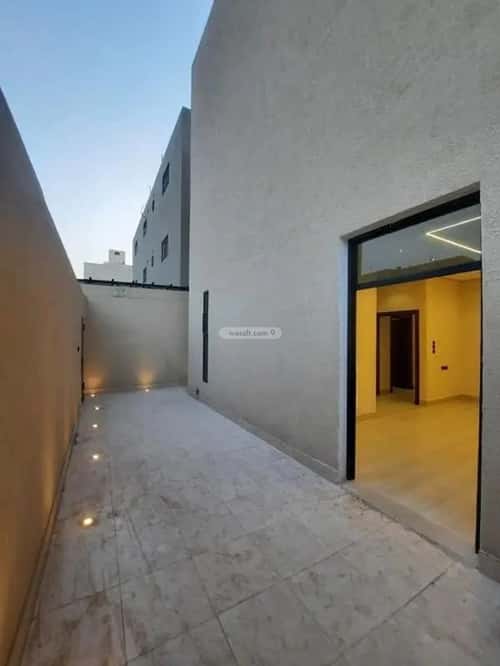 3 bedroom floor in Dahiat Namar 3