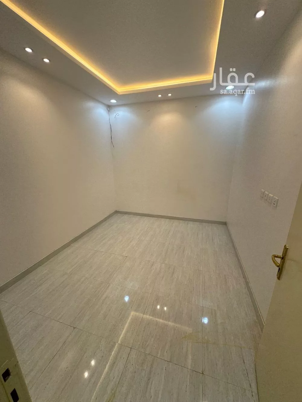دور 5 غرف في لبن 7