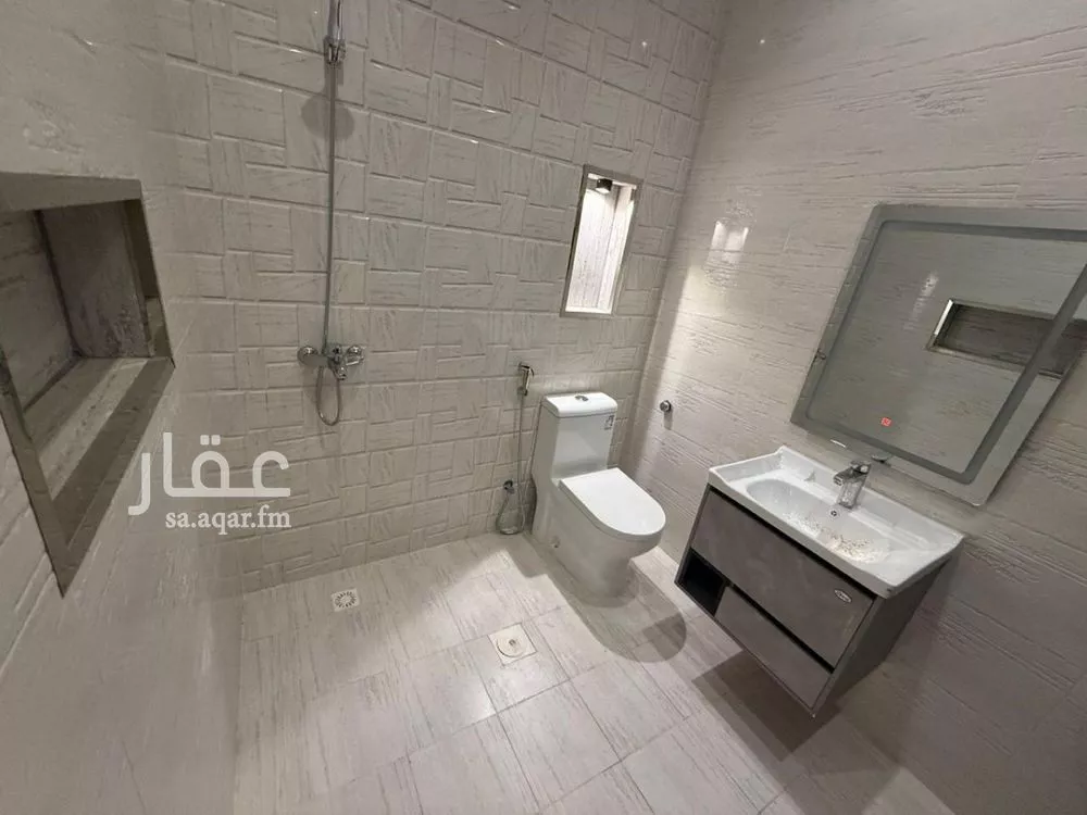 5 bedroom apartment in Al Rabwa, Jeddah 12