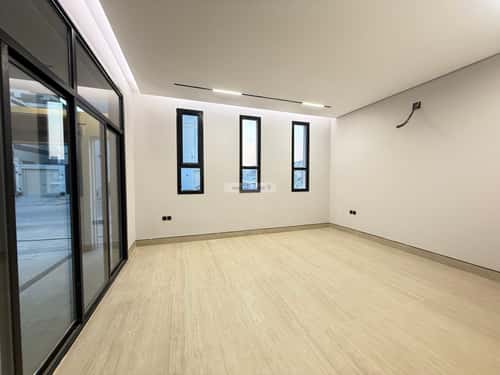 5 bedroom villa in Al Mahdiyyah 4