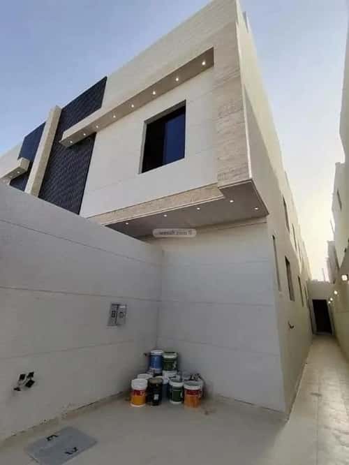 فيلا 7 غرف في عكاظ 2