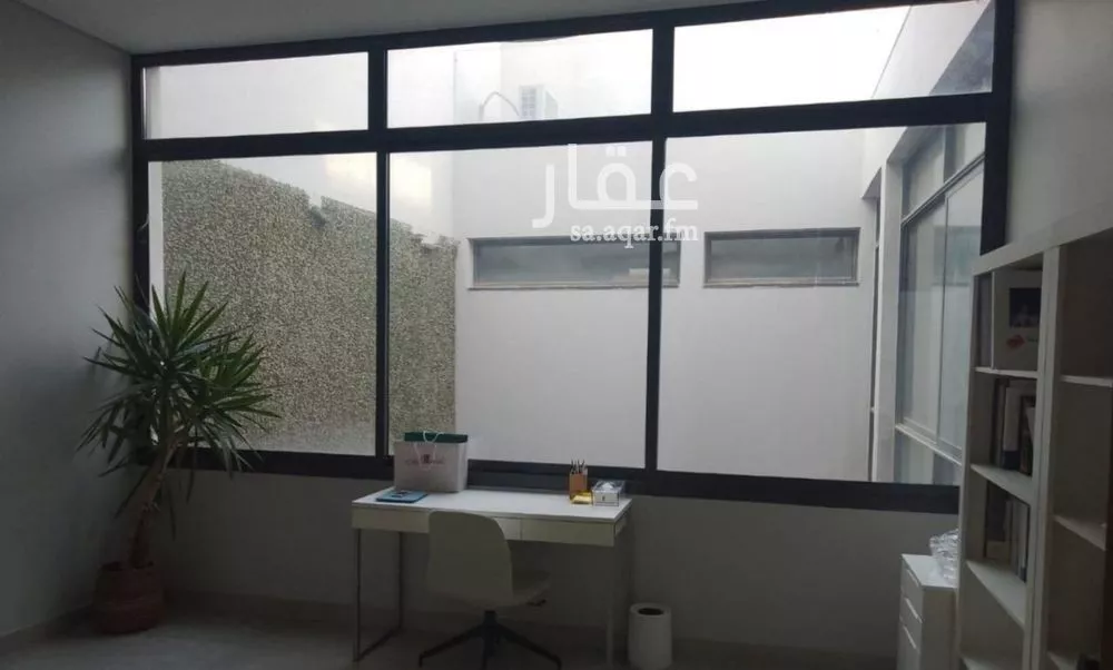 5 bedroom villa in Al Aridh 4
