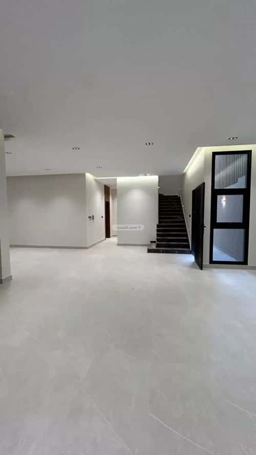 5 bedroom villa in Qurtubah 2