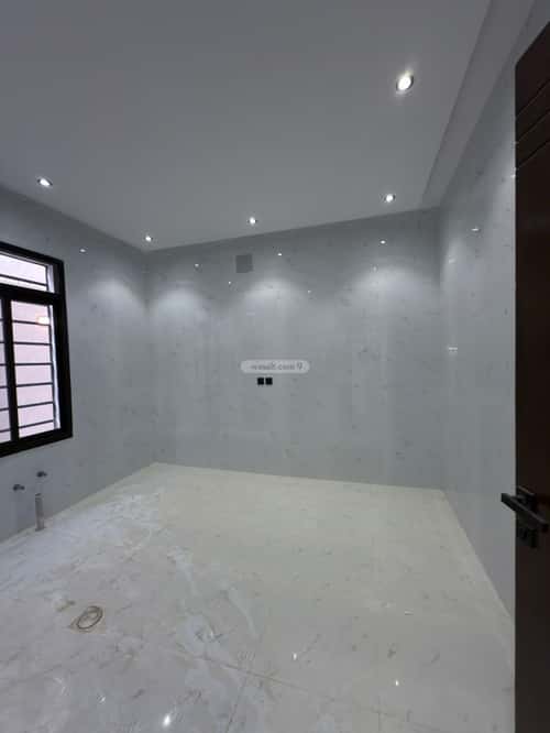 6 bedroom floor in Badr 4