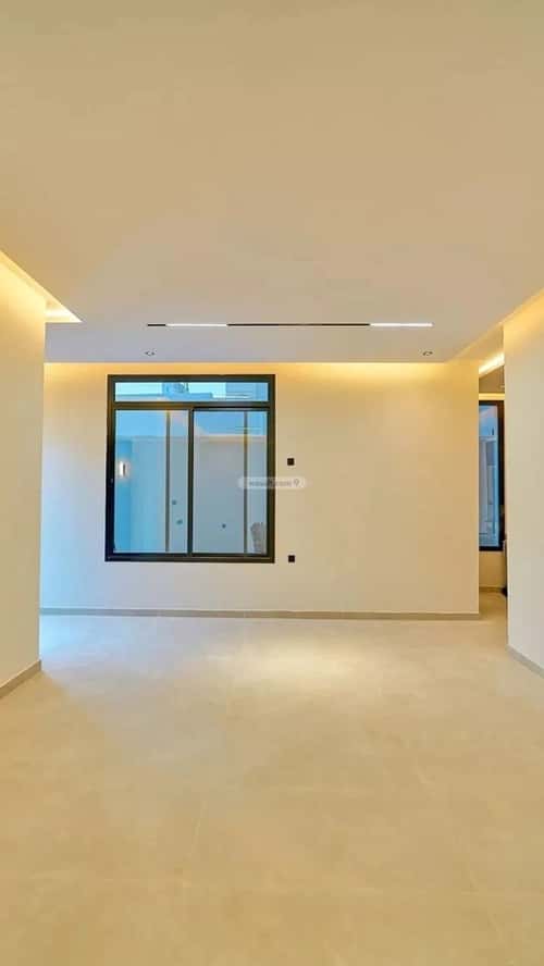 6 bedroom villa in Al Mahdiyyah 2