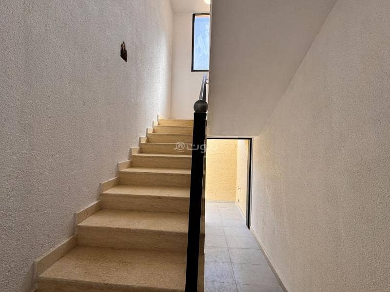 6 bedroom villa in Al Janadriyah, Riyadh 4