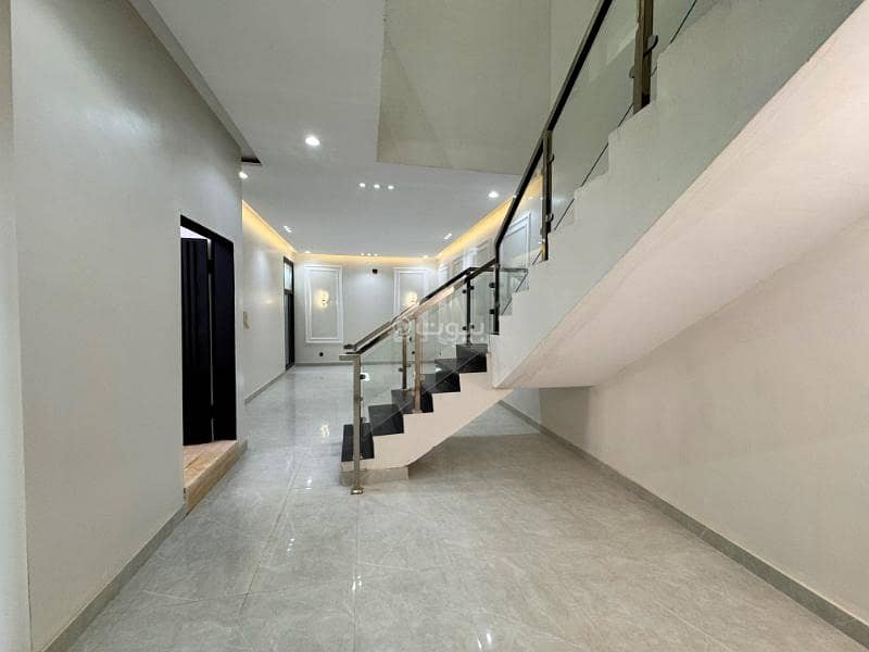 6 bedroom villa in Al Janadriyah, Riyadh 8