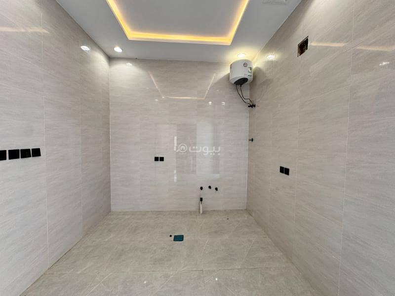 6 bedroom villa in Al Janadriyah, Riyadh 33