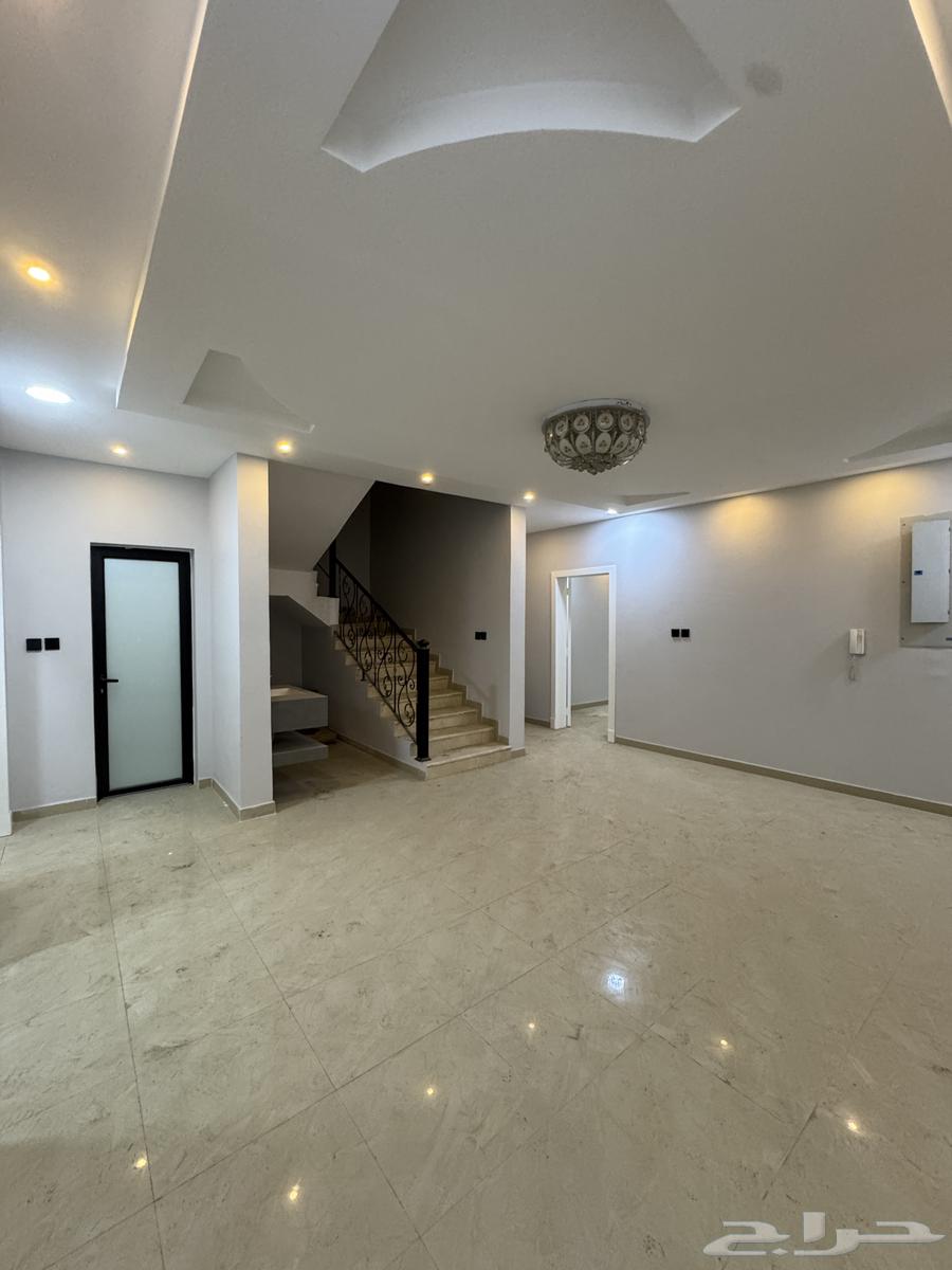 7 bedroom villa in Dahiat King Fahd, Eastern Province 8