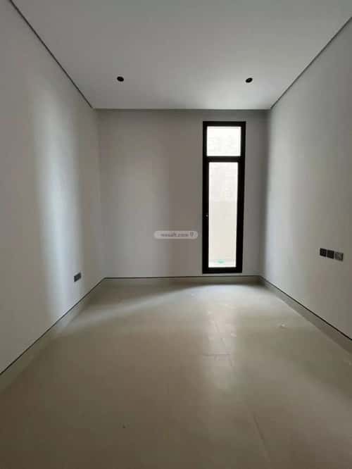 5 bedroom villa in Al Mahdiyyah 2