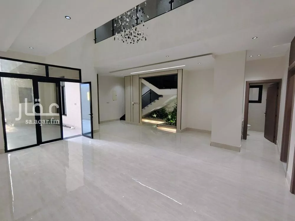 8 bedroom villa in As Sawari 8