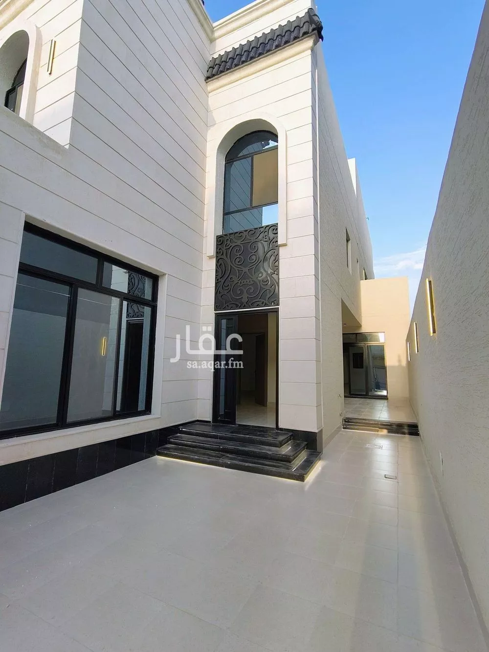 8 bedroom villa in As Sawari 9