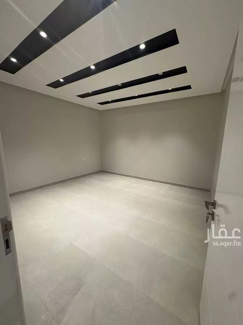 3 bedroom floor in Al Aridh 5
