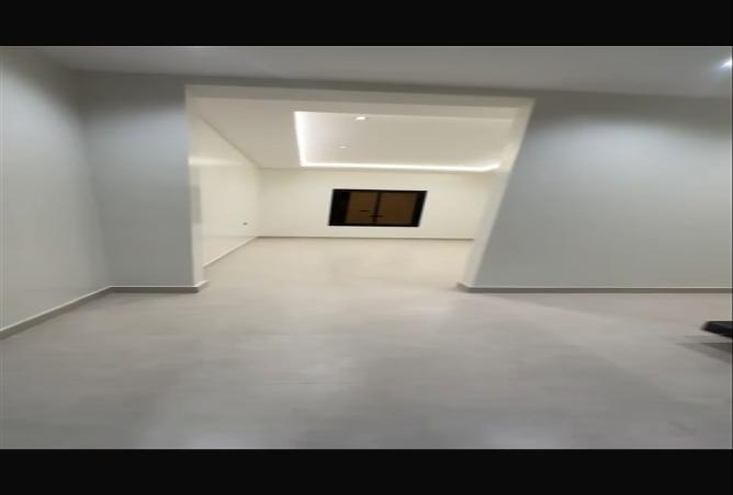 4 bedroom apartment in Al Dar Al Baida 2