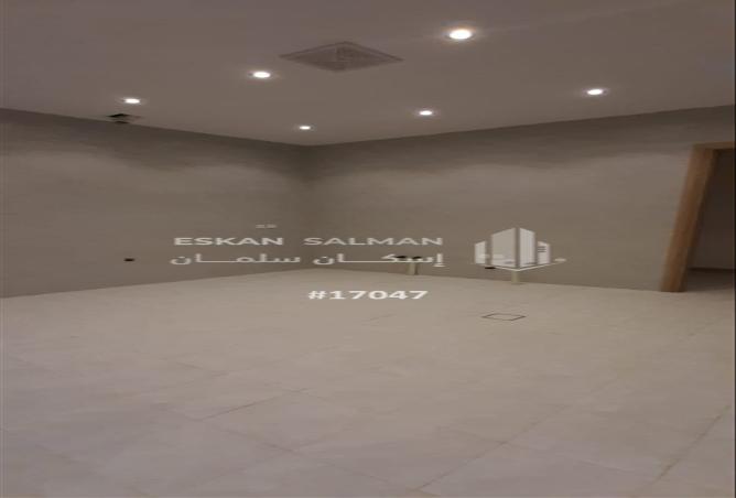 4 bedroom apartment in Al Janadriyah 3
