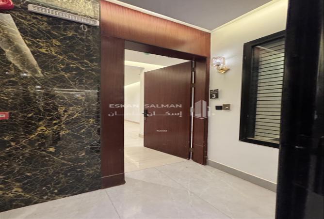 5 bedroom apartment in Dhahrat Laban 3