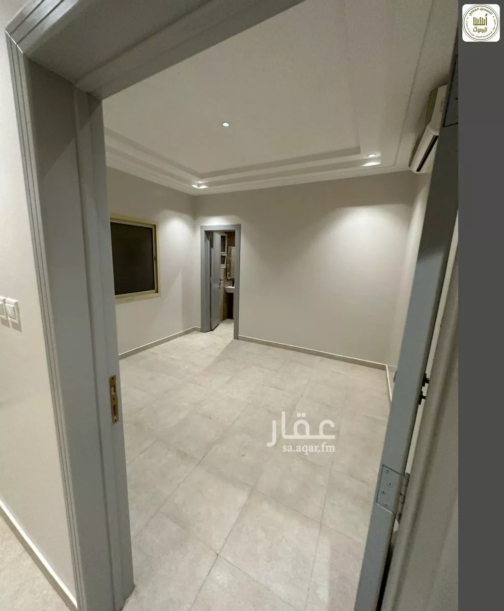 8 bedroom villa in Al Yasmin 10