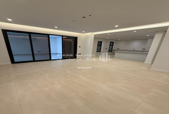4 bedroom apartment in Al Malqa 3