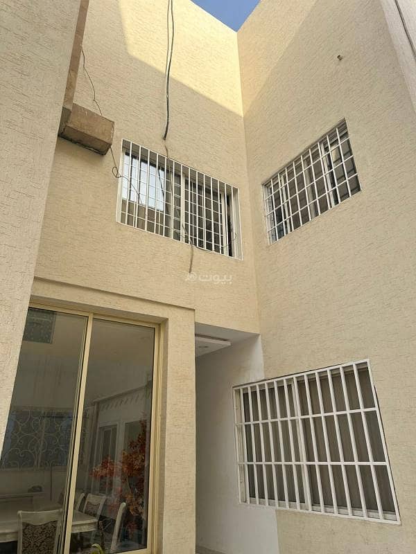 5 bedroom villa in Sultana, Riyadh 11