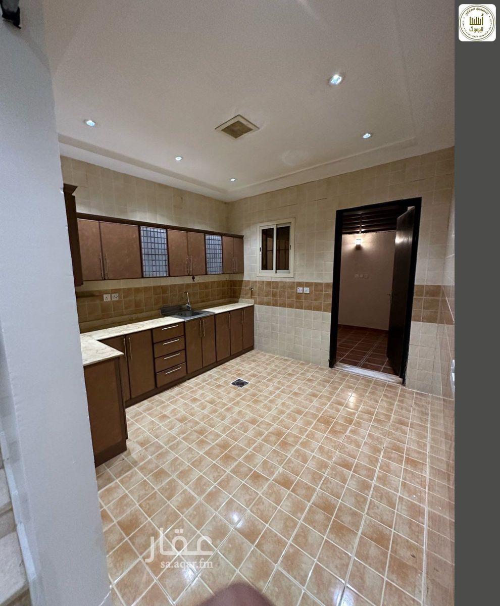 4 bedroom villa in Al Yasmin, Riyadh 7