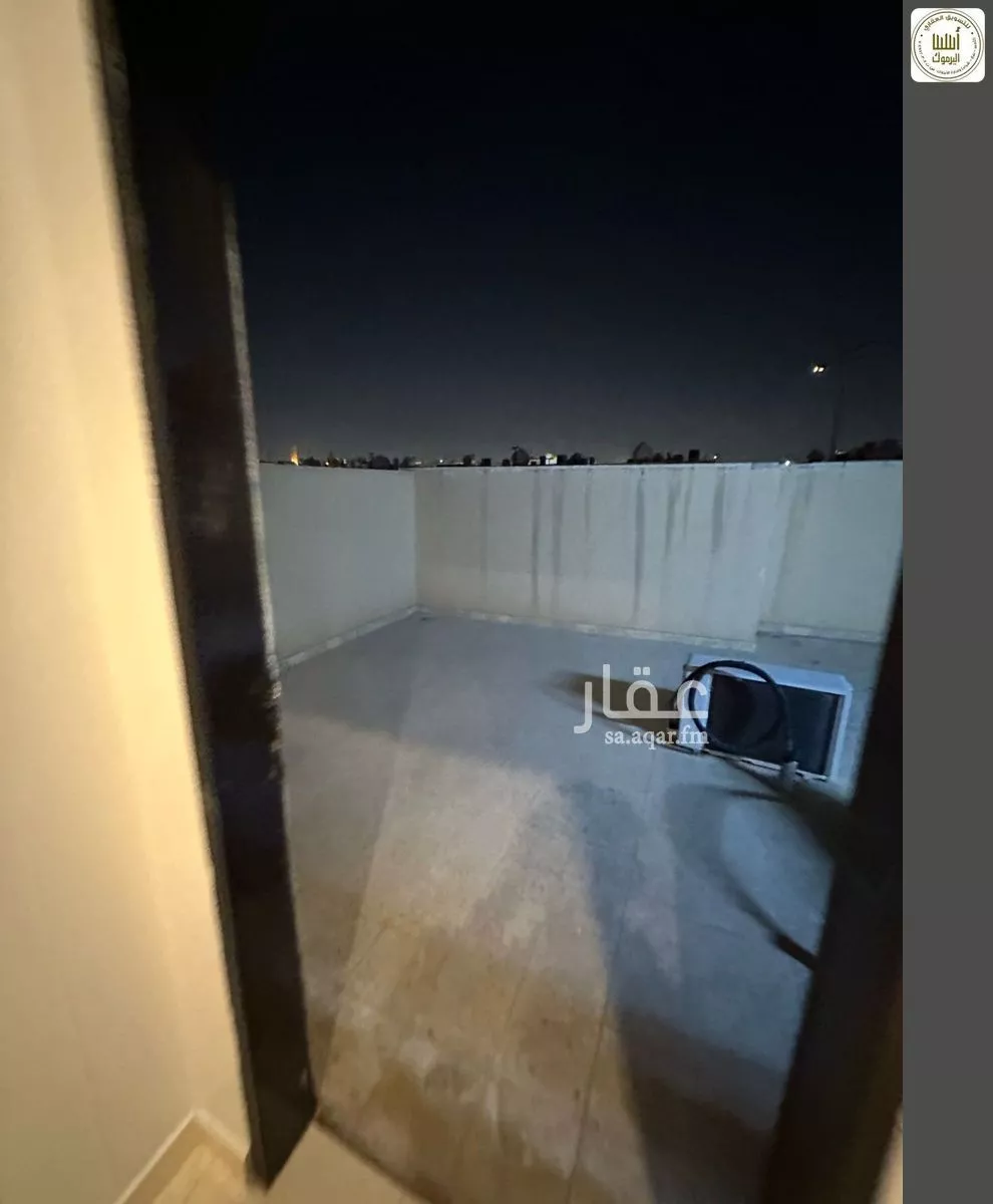 8 bedroom villa in Al Yasmin 21