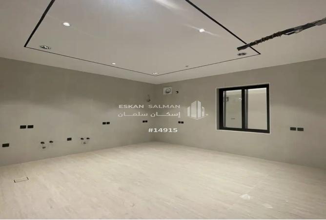4 bedroom apartment in Al Hazm 3